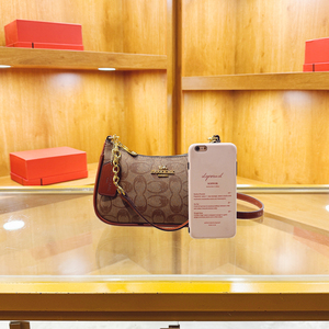 <span class=keywords><strong>Sac</strong></span> à <span class=keywords><strong>main</strong></span> pour femmes de style vintage. Fabriqué en matériau PU de haute qualité. Sacs à <span class=keywords><strong>main</strong></span> de marque de <span class=keywords><strong>luxe</strong></span>.739 - Product Image 3