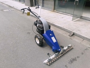 Gemakkelijk te bedienen landbouw grasmaaier op benzine, duwmaaier, zelfrijdende grasmaaier voor heuvelachtige gebieden - Product Image 4