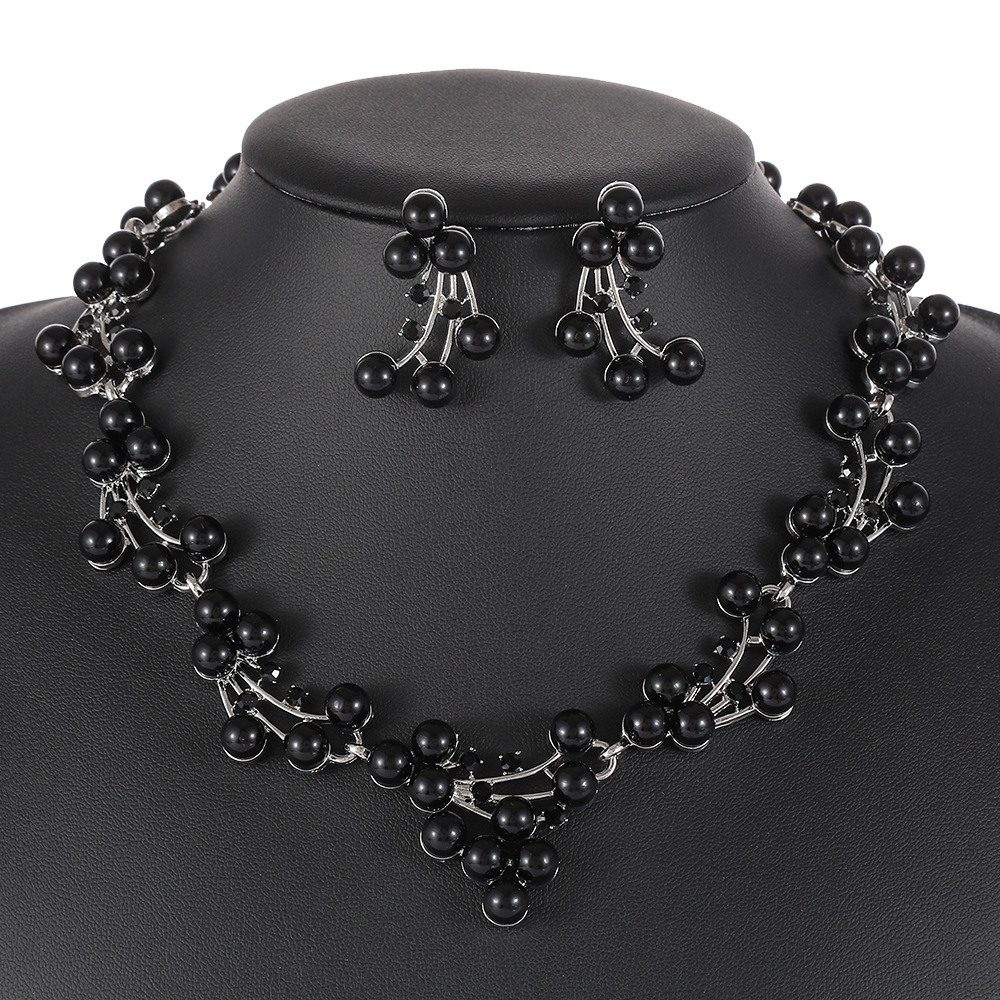 Set Di Collane E Bracciale Con Perle Nere E Nastro Di Seta – Gioielli Regolabili Per Donna (2 Pezzi)