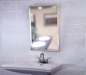 Espelho retangular de tamanho grande para decoração de interiores, em aço inoxidável, resistente a ferrugem, para banheiro, montado na parede, com luz LED