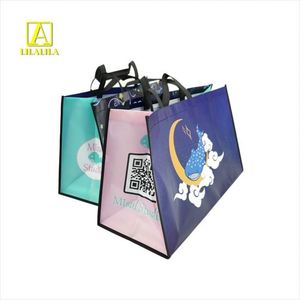 Sac de courses personnalisé en non-tissé avec longue poignée, sac fourre-tout promotionnel en non-tissé pliable, couleur personnalisée acceptable - Product Image 1