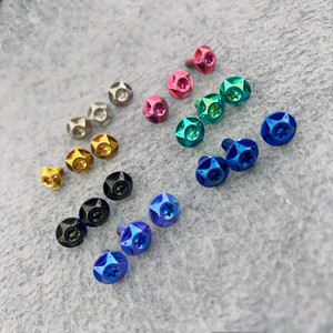 Pernos de titanio de 4X8mm para motocicleta, carcasa orx para casco de motocicleta, se aceptan pernos Torx de arco iris negro - Product Image 1