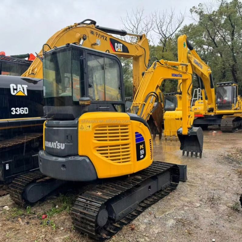 KOMATSU PC55 Подержанный мини-экскаватор, качественная б/у машина мощностью 5 тонн с основным двигателем, коробка передач и компоненты подшипников