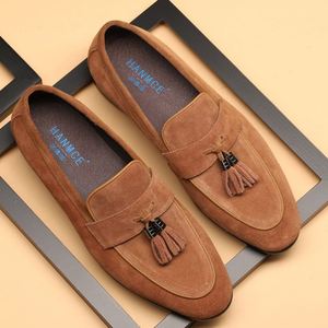 New Men's <b>Shoes</b> with Fringed Pendant, Loafers for Business and Casual Wear, with a <b>Bow</b> Tie Design. - Product Image 1