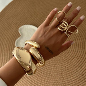 Europa Estados Unidos Nueva versión Diseño de aleación irregular Versión ancha Brazalete Moda Cross-Border Ins Wind Jewelry Suit - Product Image 3