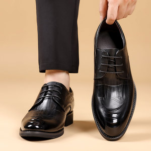 รองเท้าหนังธุรกิจสำหรับผู้ชาย ทำจากหนังแท้คุณภาพสูง ตกแต่งด้วยลายโบรก เหมาะสำหรับการเดินทาง - Product Image 3