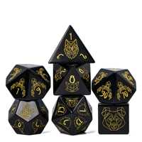 Set Dadu DND Polihedral Pola Obsidian Beast GE-UD95 Mewah 16mm Batu Permata dengan Logo Kustom Terukir untuk Permainan Papan