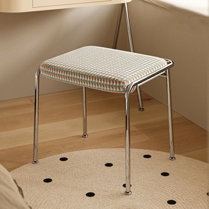 Chaise <span class=keywords><strong>de</strong></span> courtoisie nordique moderne <span class=keywords><strong>de</strong></span> luxe en tissu, repose-pieds en acier inoxydable avec cadre en métal pour meubles <span class=keywords><strong>de</strong></span> salon et poufs - Product Image 3