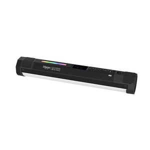 Ulan Qi VL110 Lampe vidéo LED RVB magnétique portable en forme de tige 2500k-9000k <span class=keywords><strong>2600mAh</strong></span> Lumière d'appoint - Product Image 2