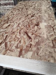 Venta caliente 1/2 <span class=keywords><strong>Osb</strong></span> 7/16 Osb3 4x8 12mm 9mm Tableros Barato Sip Panel Tablero Precio Mesa de madera <span class=keywords><strong>Osb</strong></span> Construcción Techo Subsuelo <span class=keywords><strong>OSB</strong></span> - Product Image 4