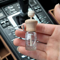 Mini flacon de parfum suspendu en verre de 8 ml, diffuseur d'aromathérapie vide pour voiture, rechargeable, pour huiles essentielles et parfums, pendentif