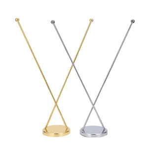 Adorno de Escritorio con Asta de Bandera Cruzada Personalizada, Asta de Bandera Metálica en Forma de V para Decoración de Conferencias y Negociaciones - Product Image 1