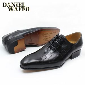 Zapatos Oxford de cuero genuino con cordones y diseño a cuadros, zapatos de vestir para negocios, bodas, fiestas, oficina y moda. - Product Image 5