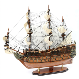 Modèle de bateau artisanal en bois HMS PRINCE, ancien navire à voile - Style nautique européen, décoration peinte - Product Image 1