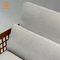 Italienischer Designer-Sessel aus hochwertigem Stoff, leichter Luxus-Einzelsessel für Esszimmer und Freizeit, schlichter, kreativer Loungesessel für das Wohnzimmer
