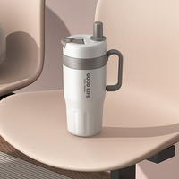 Vente en gros de tasses à café isothermes en acier inoxydable 304 à double paroi de 620 à 720 ml, anti-fuite, avec couvercle, logo personnalisé imprimé