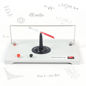 Démonstrateur de l'expérimentation d'Oersted, instrument pédagogique de physique pour vérifier le champ magnétique autour d'un conducteur portant courant en laboratoire - Product Image 2