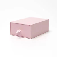 Boîte cadeau de bijoux écologiques haut de gamme avec logo personnalisé, boîtes d'emballage rigides en carton ondulé, doublées d'éponge, imprimées UV, boîte d'expédition