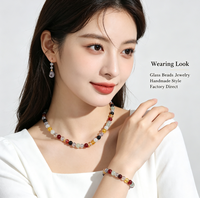 Perles en verre en vrac multicolores en boîte multi-compartiments pour la fabrication de bijoux faits main, marque YUZHU, vente en gros en vrac pour accessoires DIY