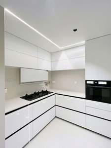 Ensemble complet d'armoires de cuisine modernes en bois massif personnalisées de haute qualité pour une conception de cuisine luxueuse - Product Image 3