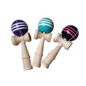 Kendama en bois de haute qualité avec son personnalisé, forme de dessin animé, vente en gros d'usine pour l'entraînement œil-main des enfants - Product Image 1