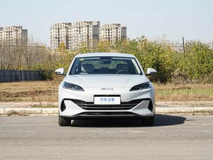 รถยนต์ไฟฟ้า BYD Sea Bird รุ่น Fastback EV แบบซีดาน มุมมองด้านหน้า - Product Image 1