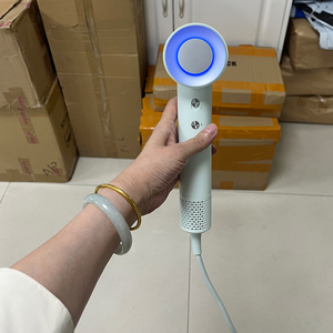 Secador de Pelo Profesional Ligero de Alta Velocidad con Motor BLDC y Tecnología Iónica, Boquilla Magnética, Secador de Pelo Eléctrico - Product Image 2