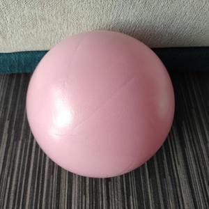Mini Pelota de Yoga y <span class=keywords><strong>Pilates</strong></span> de PVC Ecológica de 25 cm con Protección Antiexplosión y Antideslizante <span class=keywords><strong>para</strong></span> Entrenamiento de Core y Ejercicios de Equilibrio en Casa - Product Image 4