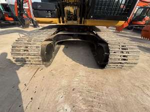 Excavatrice sur chenilles de taille moyenne Caterpillar 315D d'occasion, 15 tonnes, adaptée aux projets de construction routière - Product Image 4