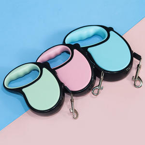 Grosir Pabrik tali anjing berukuran kecil sedang teleskopik traksi otomatis Solid dengan fitur empuk yang mudah digunakan di luar ruangan - Product Image 4