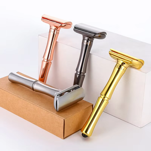 High Quality Safety <strong>Razor</strong> with 10pcs Blades and Stand Base for Hair and Face Use - Product Image 6