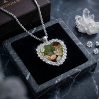 Collier personnalisable en forme de cœur avec portrait de couple pour jeunes mariés, bijoux pour le commerce extérieur