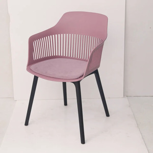 Fauteuil moderne de restaurant de conception de mode siège de coussin en plastique de pp dinant la <span class=keywords><strong>chaise</strong></span> avec des jambes en métal - Product Image 2