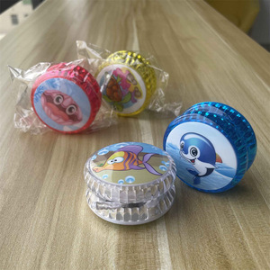 <span class=keywords><strong>Yoyo</strong></span> pas cher, jouet magique, <span class=keywords><strong>yoyo</strong></span> lumineux avec motif Sti-tch San-rio, <span class=keywords><strong>yoyo</strong></span> personnalisé amusant qui brille dans le noir, <span class=keywords><strong>yoyo</strong></span> en plastique de haute qualité - Product Image 6