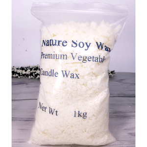 Flocons de cire de soja 100% naturels, matière première <span class=keywords><strong>pour</strong></span> la fabrication de <span class=keywords><strong>bougies</strong></span> <span class=keywords><strong>parfumées</strong></span>, bon marché, vente en gros - Product Image 6