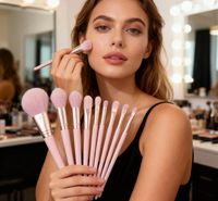 Ensemble professionnel de 10 pinceaux de maquillage roses avec pinceaux éventail, plats, kabuki, pour le nez et les ombres, outils pour le blush du visage, poignées en plastique incluses