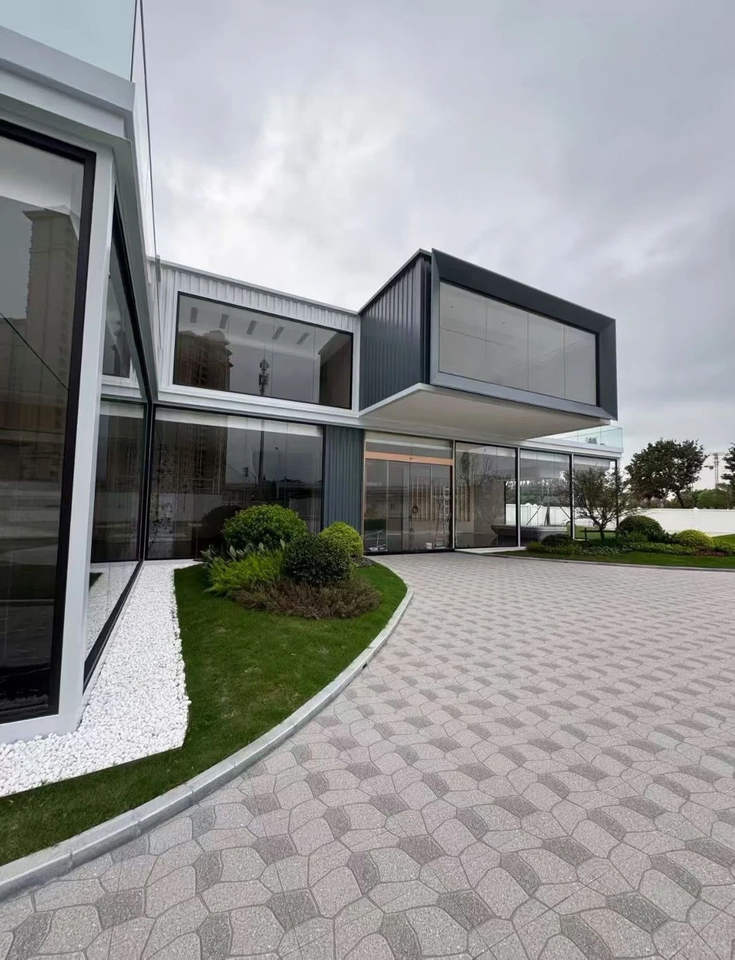Stagger Ber staggered stacked prefabricated container building suspended box design ...