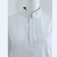 Uniforme médical unisexe blanc à col montant et manches courtes, design soigné et confortable, pour détection par détecteur de métaux, vente en gros, pour hôpitaux européens