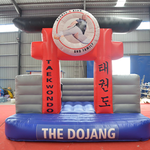 Nouveau <span class=keywords><strong>trampoline</strong></span> gonflable en PVC sur le thème des arts martiaux, adapté aux enfants et à la location pour diverses <span class=keywords><strong>occasions</strong></span> de fête. - Product Image 1