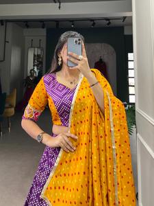 Designer Tussar Soie Imprimer Lehenga Choli Party Wear Lehenga Choli avec Sequin Work 2025 Collection - Product Image 5