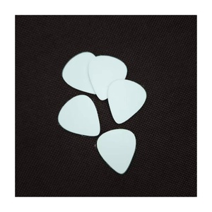 แผ่นเปล่าสำหรับทำปิ๊กกีตาร์แบบเคลือบเงาสีขาวสำหรับงานซับลิเมชั่น ขายส่ง ปิ๊กกีตาร์อะลูมิเนียมสำหรับงานซับลิเมชั่นแบบพิมพ์เองได้ - Product Image 6