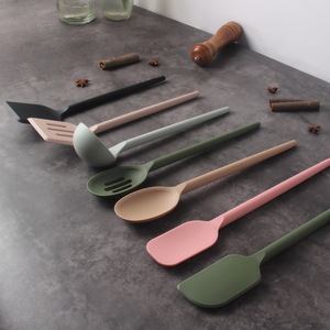 Long Thick Silicone Non-Stick Anti-Skid Anti-Scalding Spatula Spoon Shovel Kit with Colander Scraper for Cooking <b>Kitchenware</b> - Product Image 2
