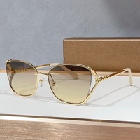 Lunettes de soleil pour femmes de haute qualité, style designer, monture en métal, branches à motif serpent, verres dégradés, lunettes de luxe tendance pour femmes