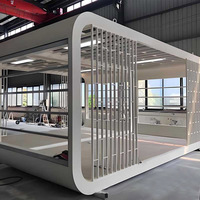 Appartement en capsule spatiale en structure métallique, conteneur préfabriqué, maisons modulaires miniatures
