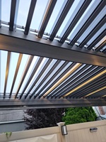 Pergola moderne pliable sur mesure 3x3m en alliage d'aluminium extrudé 6063-T5, toit intelligent à lames orientables, imperméable et anodisé