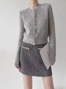 <span class=keywords><strong>เสื้อ</strong></span>โค้ทคาร์ดิแกนผ้าวู<span class=keywords><strong>ล</strong></span>ถักเปิดไหล่สำหรับผู้หญิงเสื้อโค้ทคาร์ดิแกนขนสัตว์ถักไห<span class=keywords><strong>ล</strong></span>่สำหรับผู้หญิงงานแฮนด์เมดสไต<span class=keywords><strong>ล</strong></span>์ฝรั่งเศส - Product Image 1