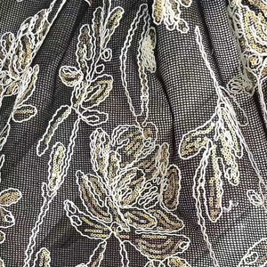 Tessuto in Rete con Paillettes, Tessuto in Pizzo Floreale 3D con Paillettes, Tessuto in <span class=keywords><strong>Tulle</strong></span> <span class=keywords><strong>Ricamato</strong></span> con Paillettes Dorate per Abiti da Sposa - Product Image 4