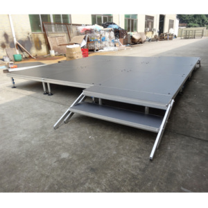 Scène de spectacle extérieure portable en aluminium léger, réglable en hauteur, avec plateforme en contreplaqué antidérapante et montage facile - Product Image 6