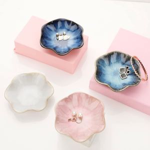 Leaf Shape <b>Ring</b> Holder Dish, Small Key Bowl, <b>Ceramic</b> Trinket Tray Jewelry Dish Organizing Necklace Earrings - Product Image 6