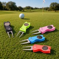 Outil de réparation de divots de golf pliable en acier inoxydable 304, fourche en ABS, marqueur de balle magnétique, 11 cm (ouvert), 7 cm (plié), 40 g, 5 couleurs, logo personnalisé